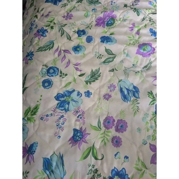Vintage 70s Dahlia Flower Spring Blue Purple Cottagecore Bedspread Comforter Bla